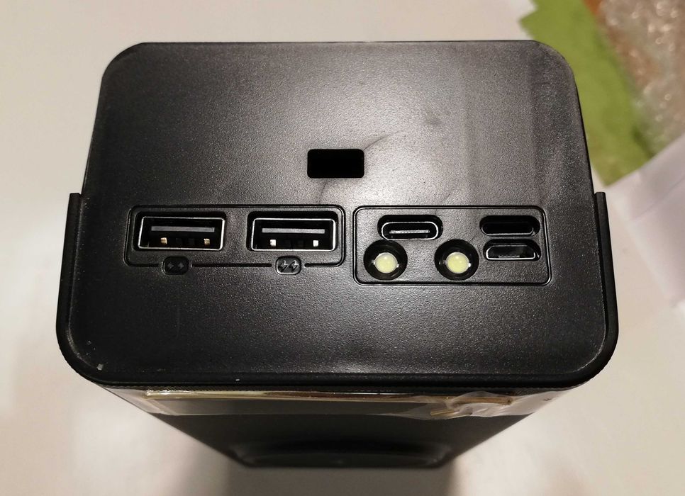 Power bank model: T21-Q1 (bez akumulatorów)