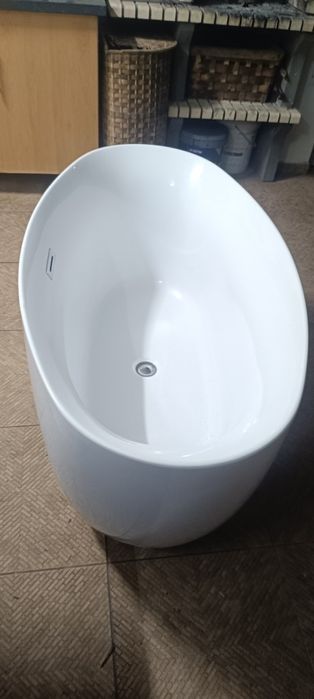 Banheira ilha oval acrílica 130x70x60 cm