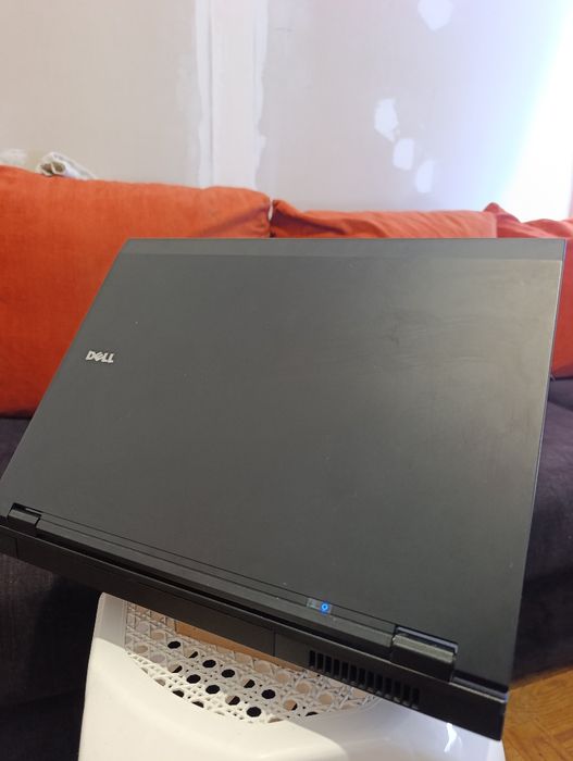 Dell Latitude E5500 (Intel Core 2 Duo - 4GB RAM - 128GB SSD)
