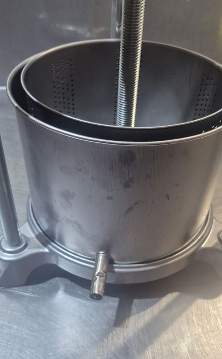 Włoska prasa do owoców wino 5L