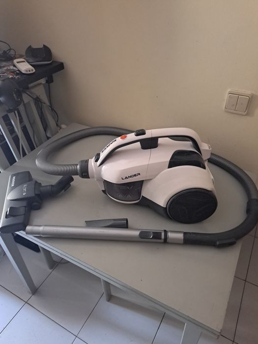 Vendo aspirador da Hoover Lander La71 preço já fixo.