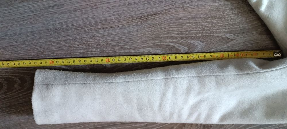 Kremowy płaszcz rozmiar 34