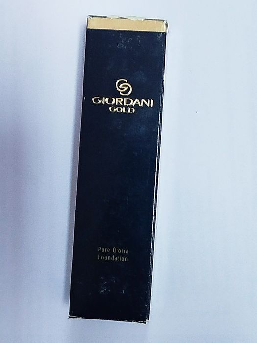 Гармонізуюча тональна основа  Giordani cold  (  Слонова кістка) тон 42