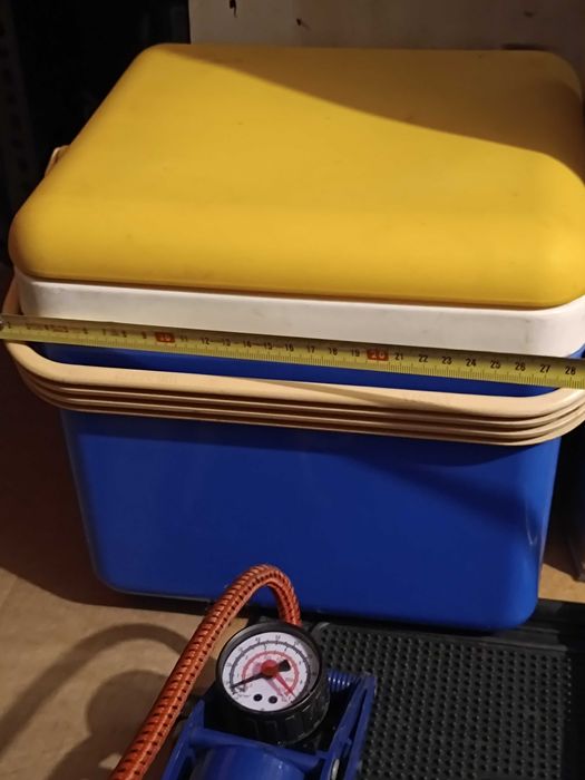 Conjunto para campismo e caravanismo e estrada