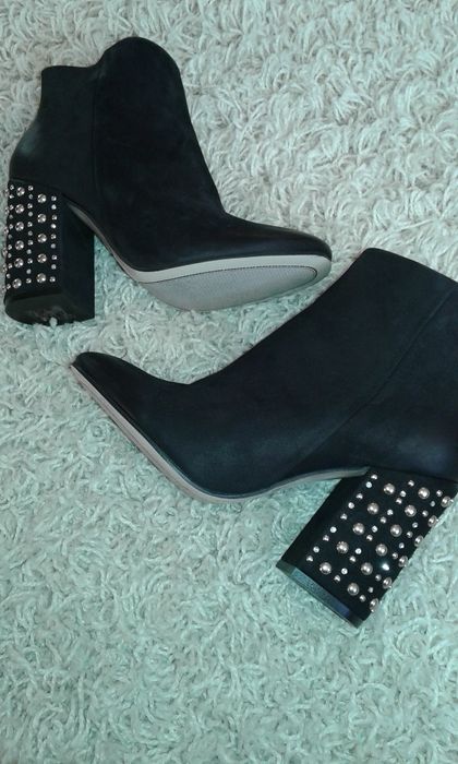 botki Carinii 36 NOWE