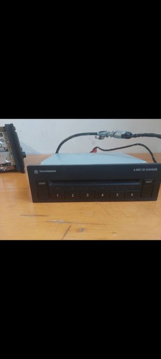 Магнитола RNS-D и CD чейнджер от Ауди а6с5
