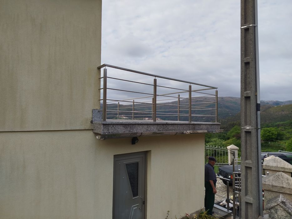Serviço de soldadura tig em materiais de aço inox
