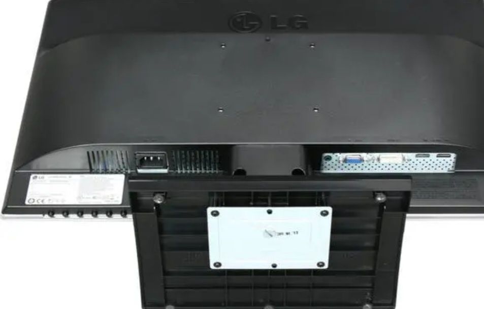 Monitor HD LG E2370