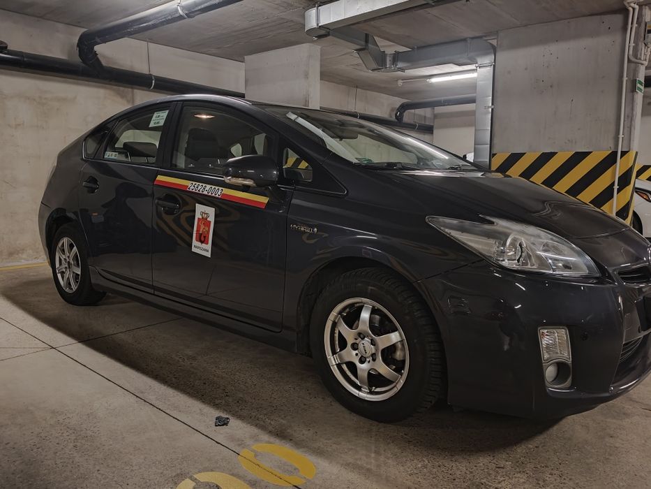Toyota Prius 3 wynajem z możliwym wykupem