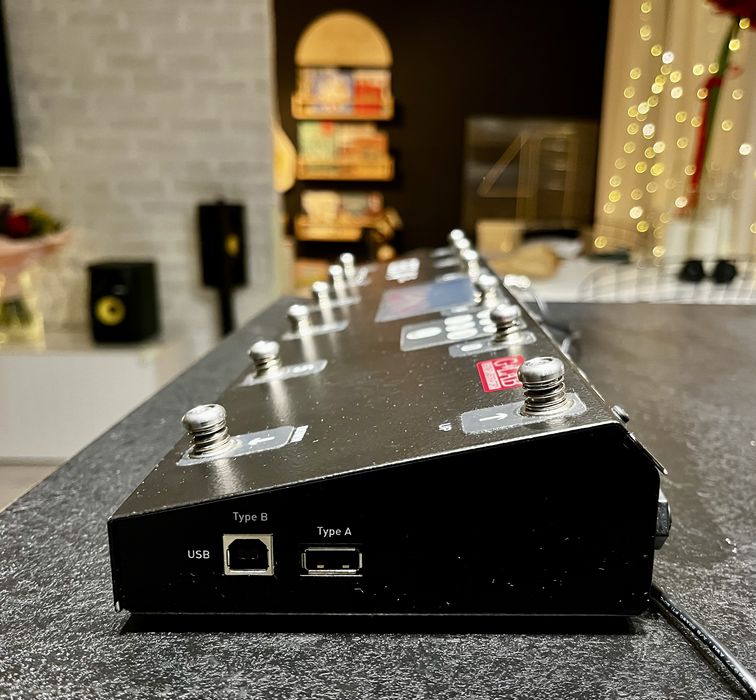 GLAB GSC-4 – Guitar System Controller