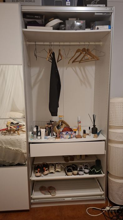 Roupeiro IKEA grande
