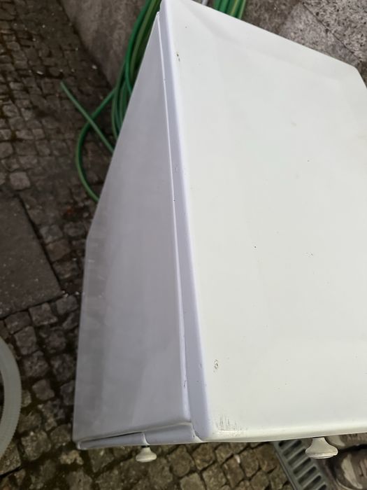 Tanque de roupa com tampa 62x55x80 cm