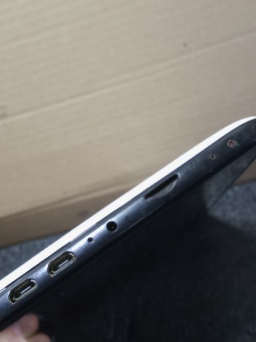 Планшет Assistant AP-110