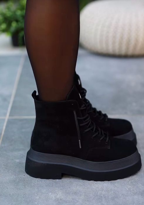 Продам кожаные ботинки