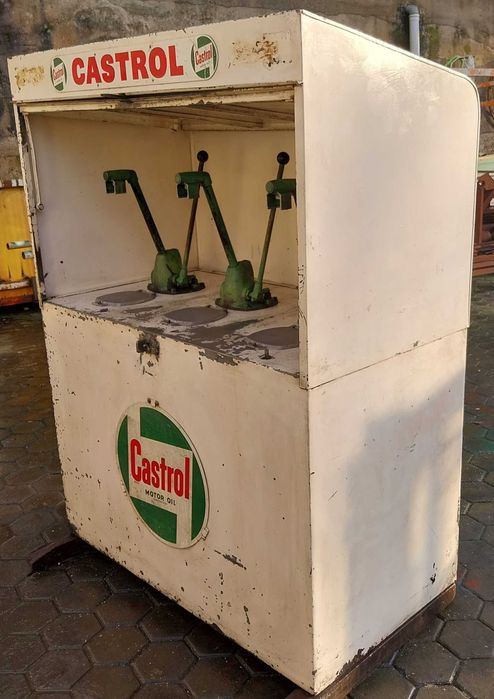 Cabine dispensador óleo Castrol
