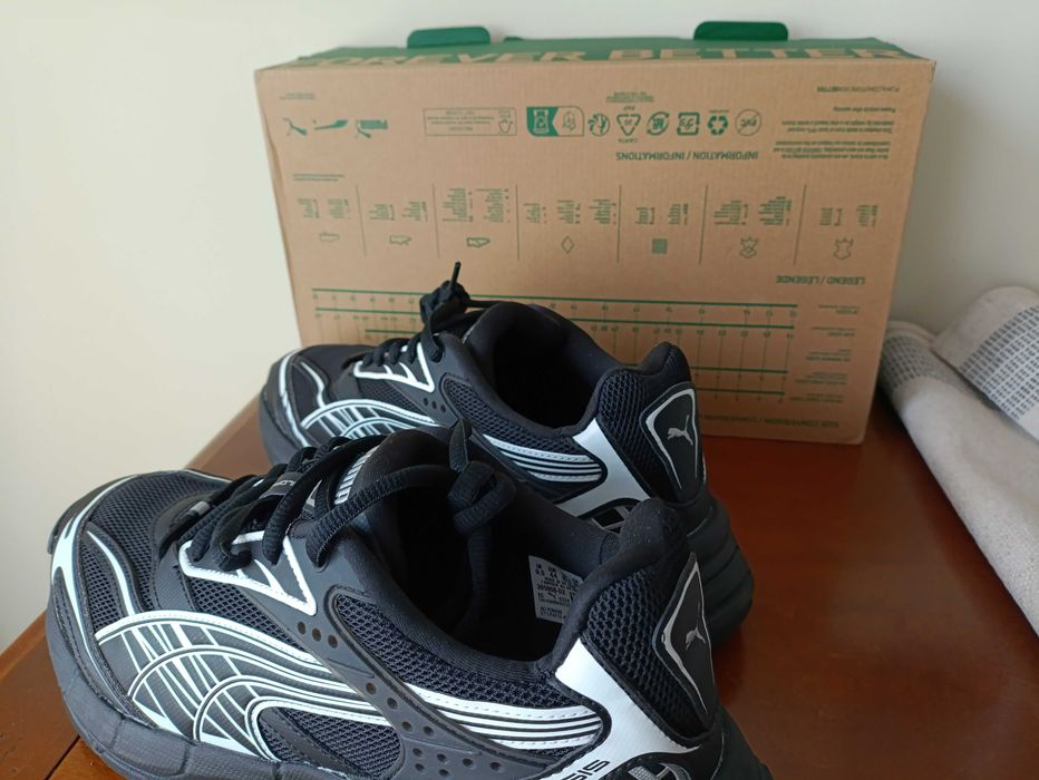 (r. Eur 44) Nowe buty Puma Velophasis Always On 395908,-02 czarne