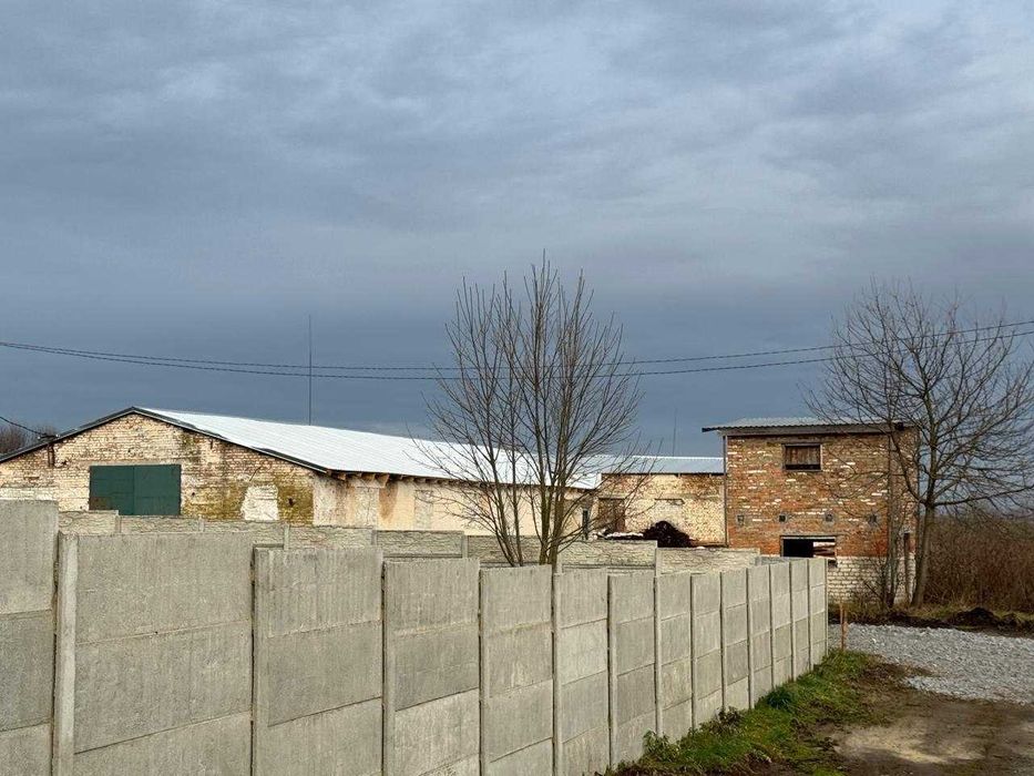 Продаж Комерційного приміщення (2,4 Га) с.Тайкури