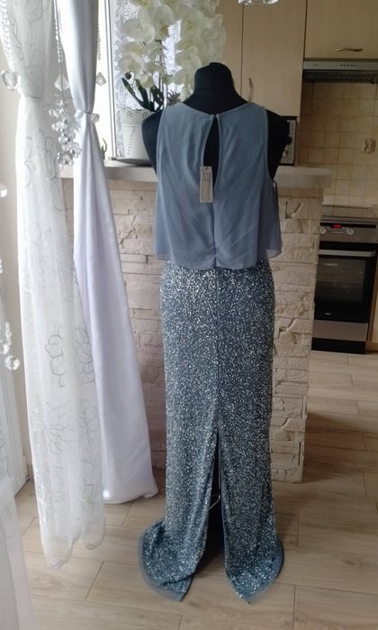 Sukienka maxi glamour zdobiona cekinami