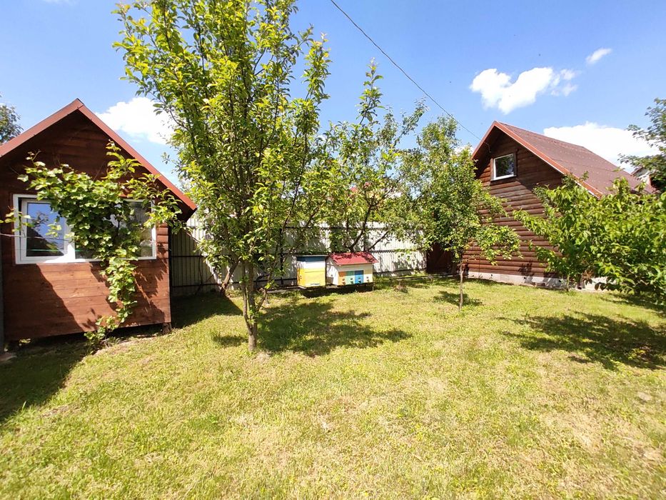 Продам 4 кімнатний будинок 200 кв.м. смт Шкло!