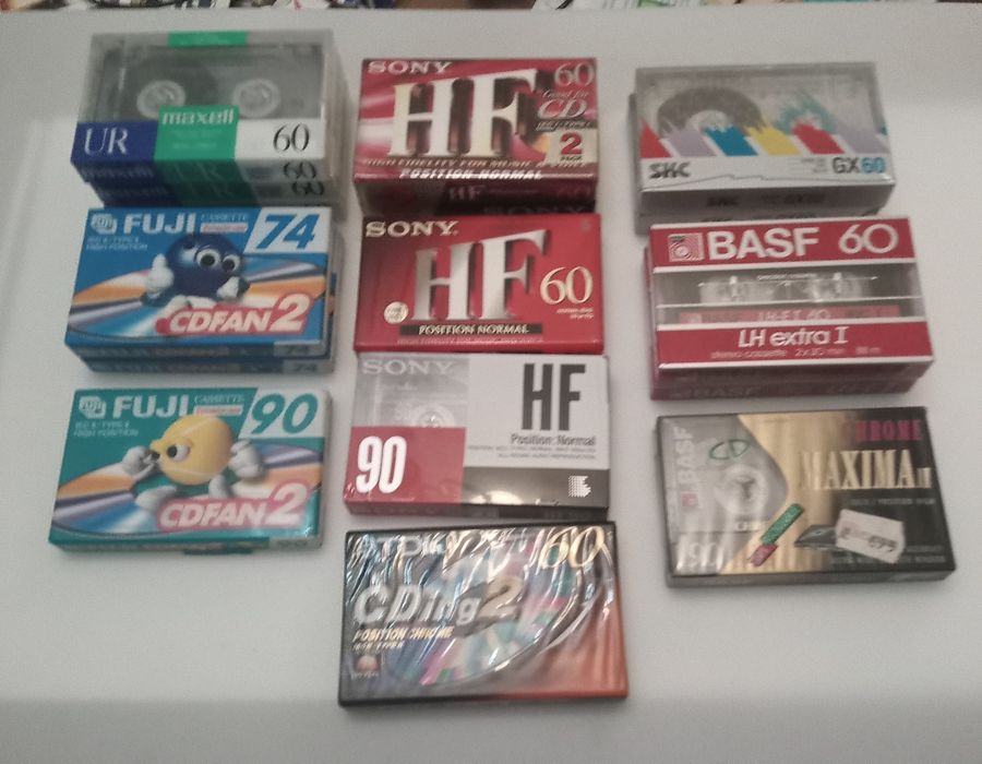 Cassetes video e áudio virgens