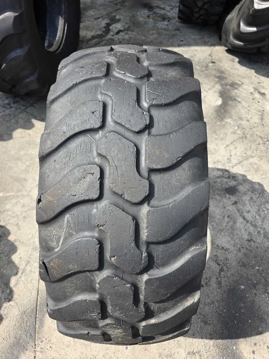 405/70R18 Dunlop SPT9 JM943