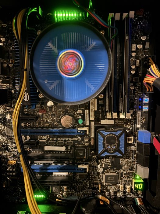 Материнська плата + процессор+ пам'ять