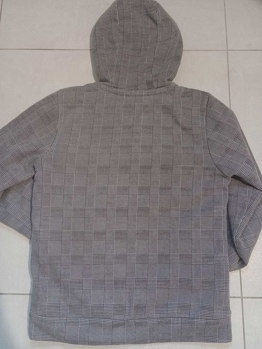 Bardzo ciepła bluza George rozm. 146