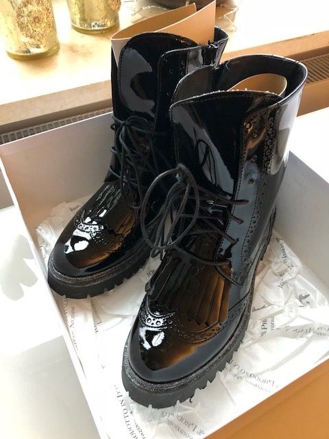 Botki sznurowane- Trapery damskie, buty wloskie