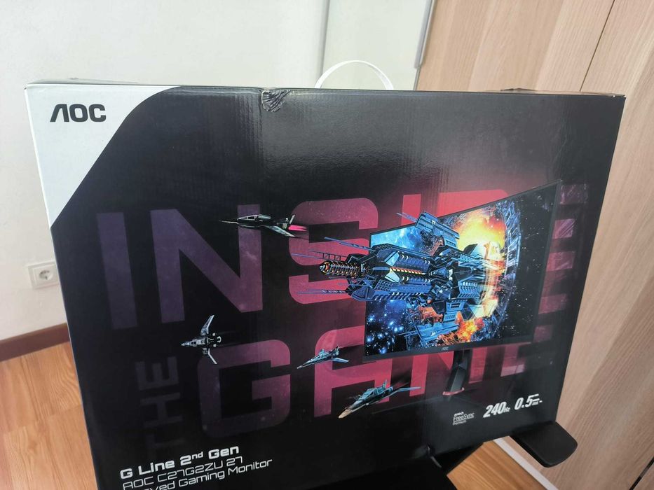 Monitor gaming AOC 27" FHD - Excelente estado