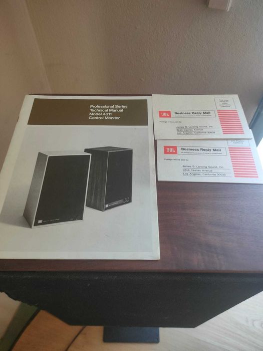 JBL 4311 - Colunas Monitor