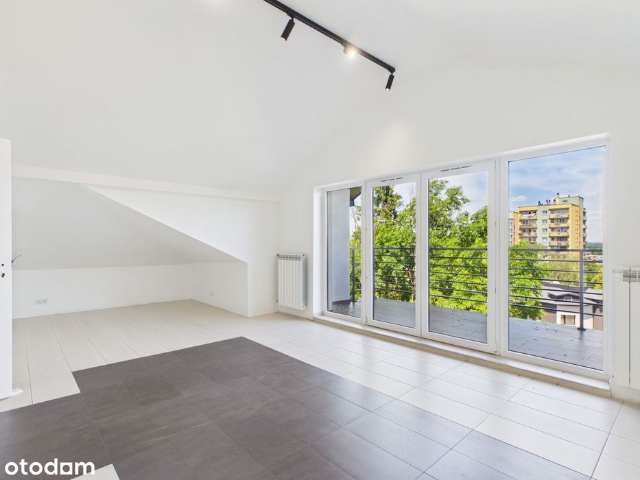 Poddasze 130 m² - biuro, studio, gabinet | Dąbrowa Górnicz