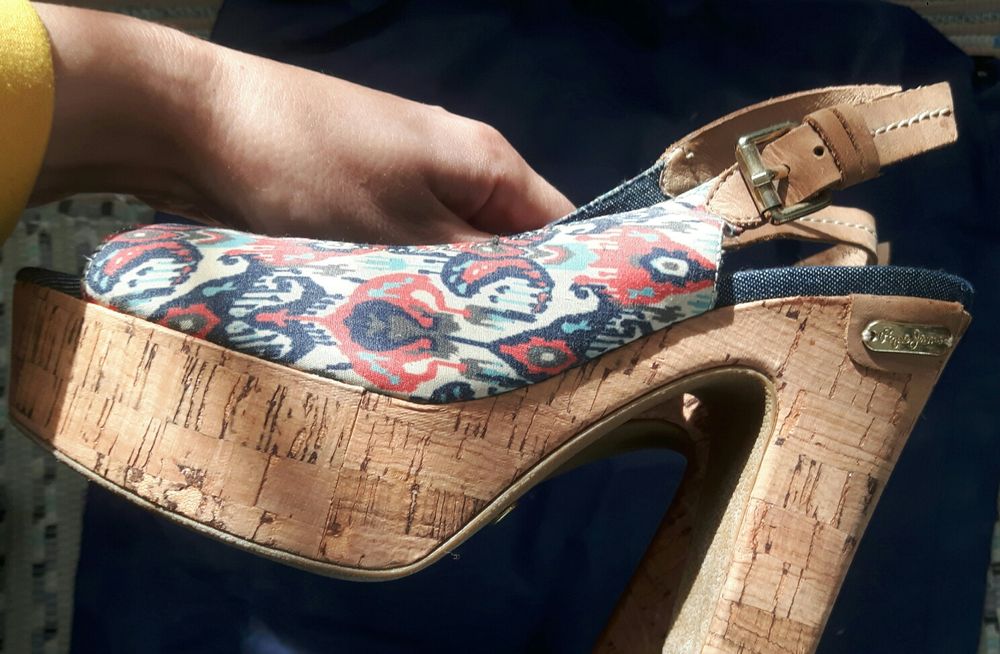 Sandália Pepe Jeans floral