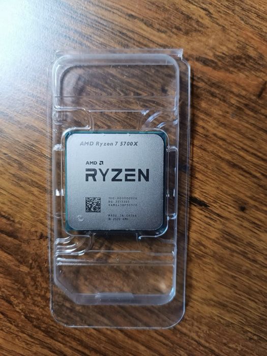 Процесор Ryzen 7 5700x новий