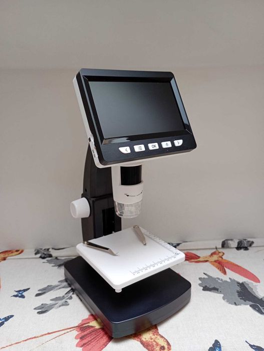 Mikroskop Cyfrowy LCD