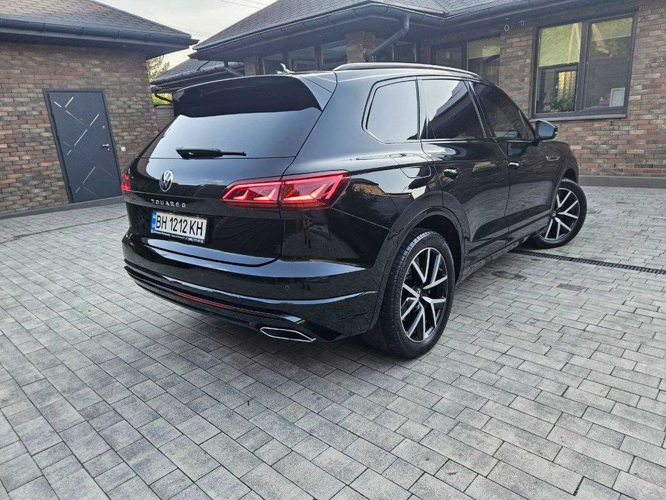 Volkswagen Touareg 2021 VIN WVGZZZCRZND008040 фото оголошення 5 з 15