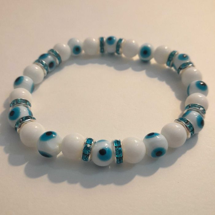 Pulseiras contra a inveja