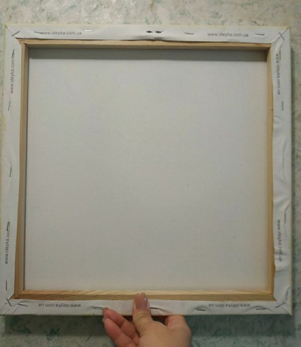 Картини на підрамнику,рахівниця дерев'яна