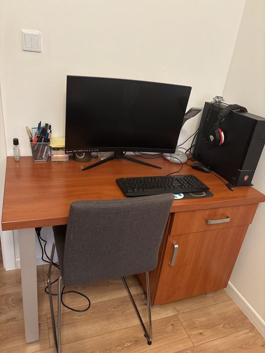 Biurko 60 x 120 nowoczesne