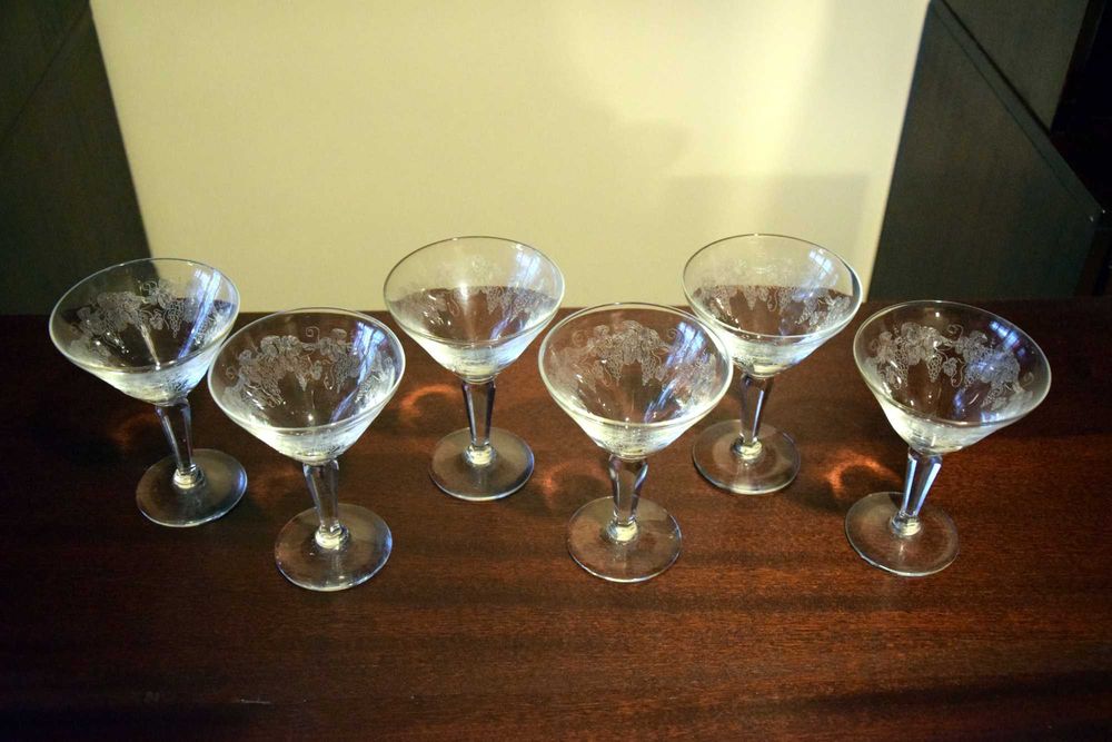 Vintage Cut Glass Set426581226297108481