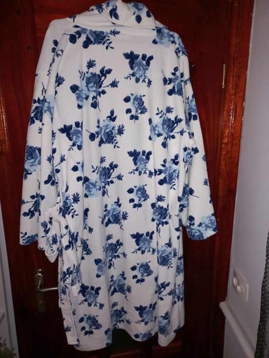 Халат жіночий флісовий.