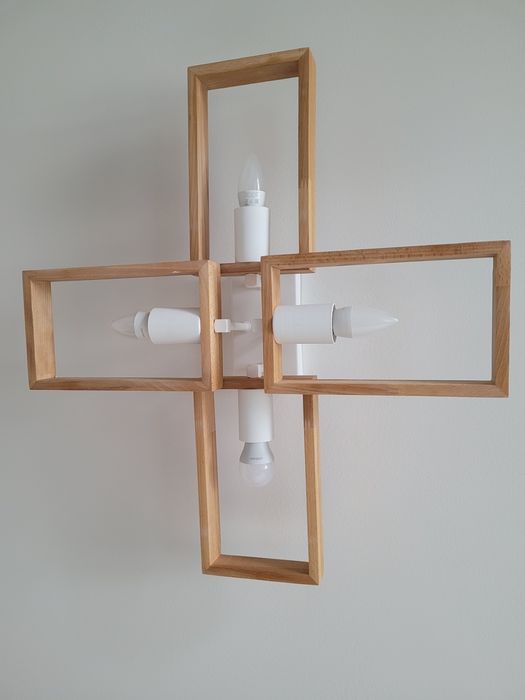 Продам люстру б/у