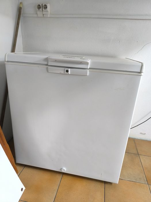 Arca Congeladora Whirlpool 204L