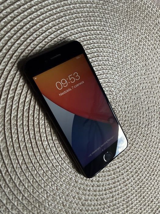 Apple iphone 7 uszkodzony