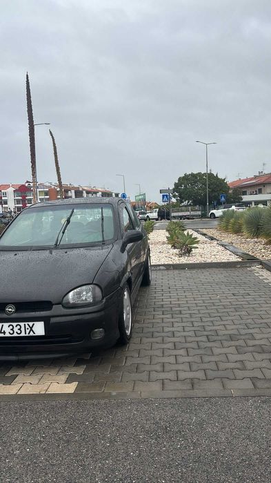 Vendo Opel Corsa B 1.5 Td  5 lugares
