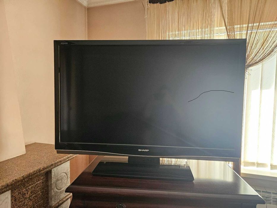 Телевизор LCD Sharp LC-46X20E, б/у