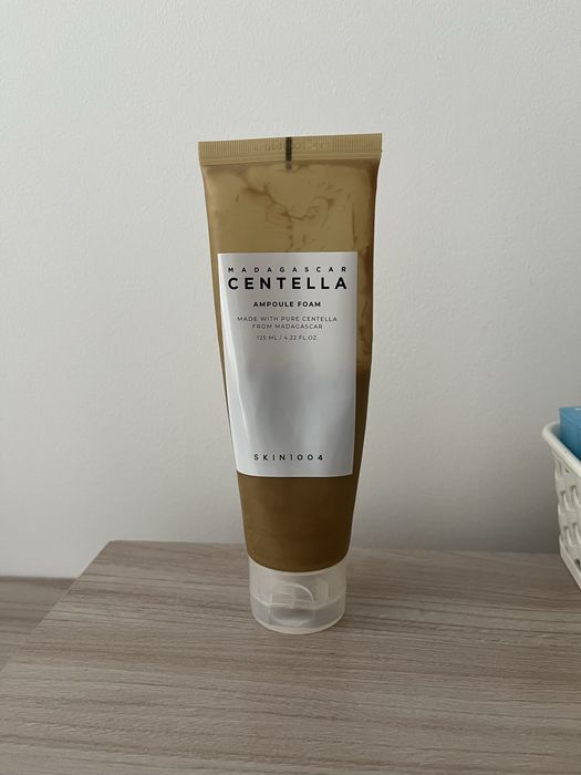 Skin1004 Centella Ampoule Foam pianka do mycia twarzy
