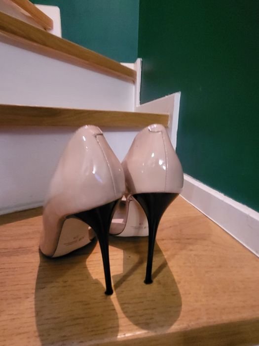 Szpilki nude r. 39 nina basco jak nowe