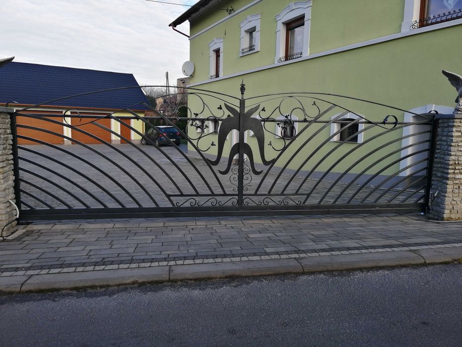 Brama ogrodzeniowa przesuwna