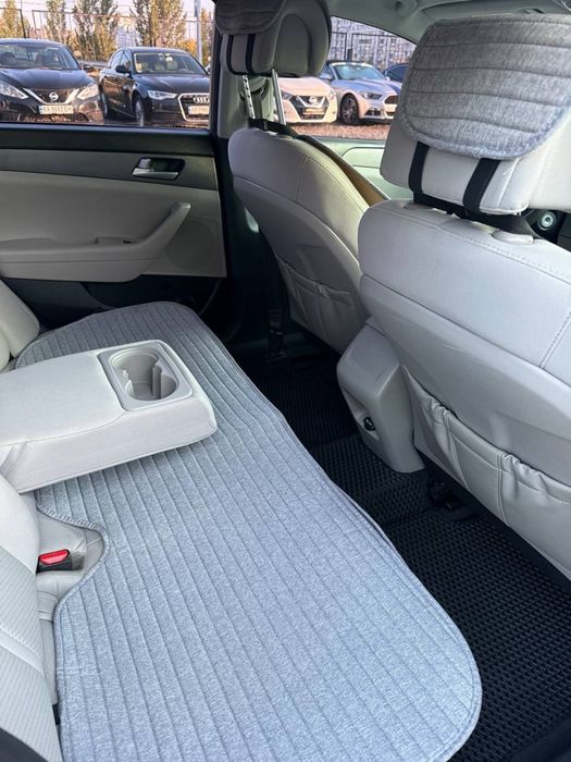 Hyundai Sonata 2.4.2016 год. Цена 7500$. Обслужена. Супер авто.