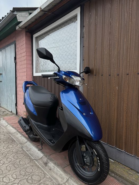 Скутер Suzuki lets 2